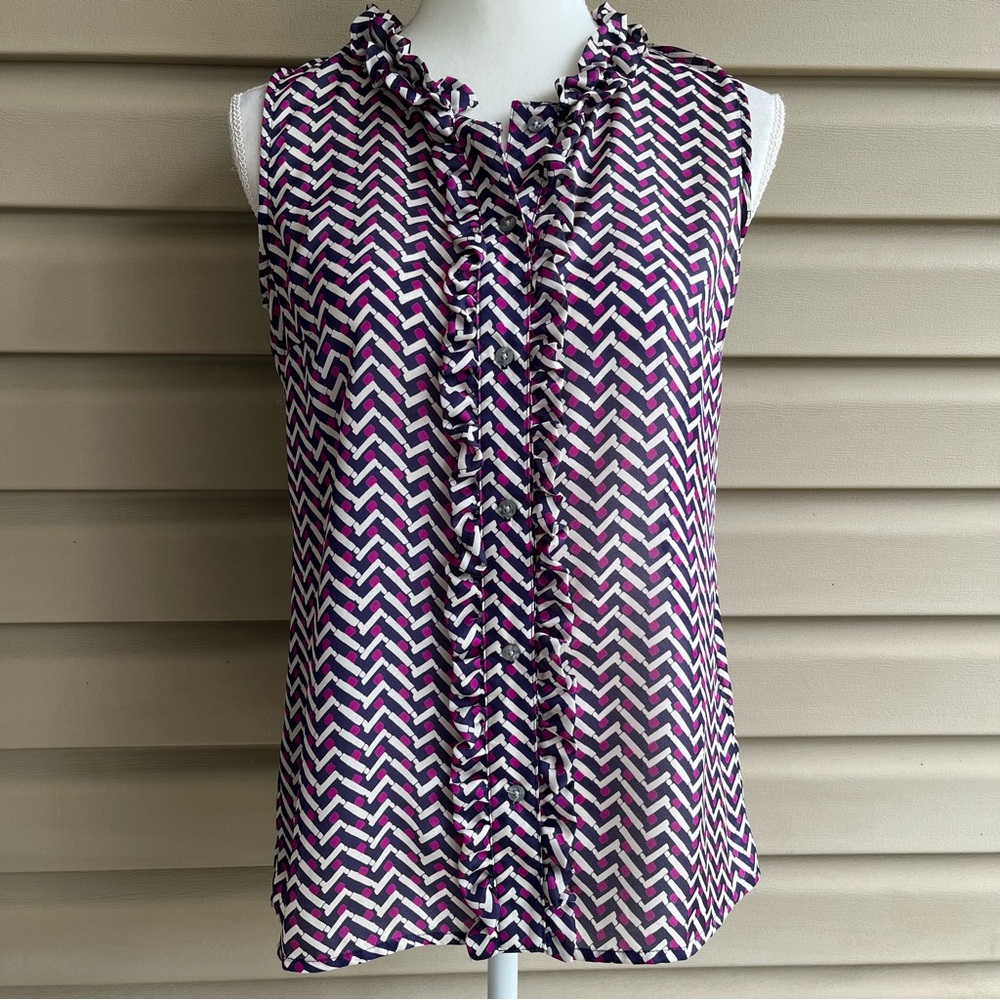 •Banana Republic• Ruffle Front Sleeveless Blouse  - Size Small